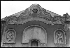 Szecesszios homlokzat - Kecskemet 1988.jpg